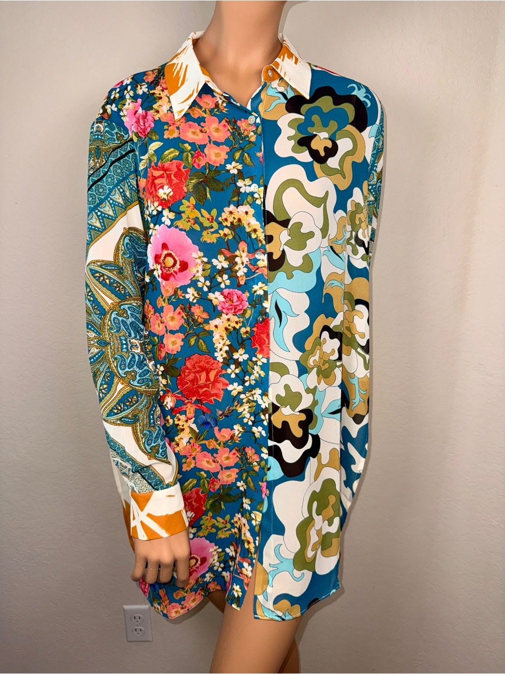 Rose + Olive Mixed Print Tunic/Blouse Floral Paisley semi-sheer Medium